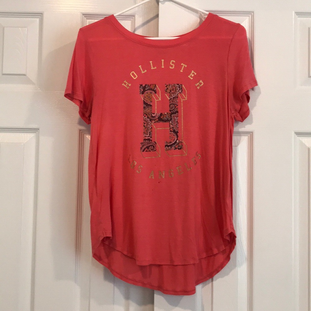 Hollister Graphic Tee